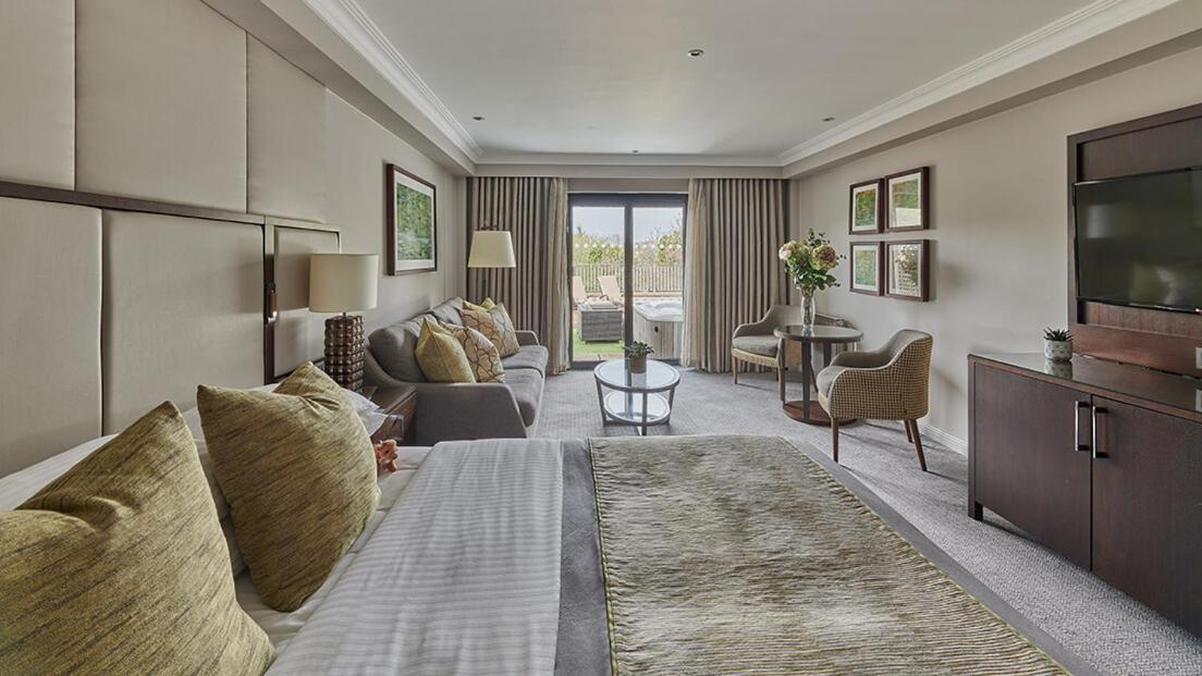 St. Pierre Park Hotel & Golf Saint Peter Port ภายนอก รูปภาพ